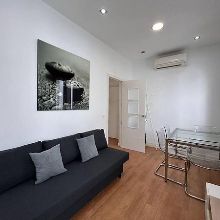 Flat In The Barrio De Las Delicias, Madrid Esterno foto