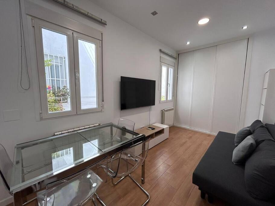 Flat In The Barrio De Las Delicias, Madrid Esterno foto